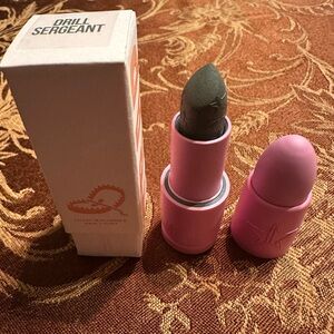 Jeffree Star Velvet Trap Lipstick - Drill Sergeant